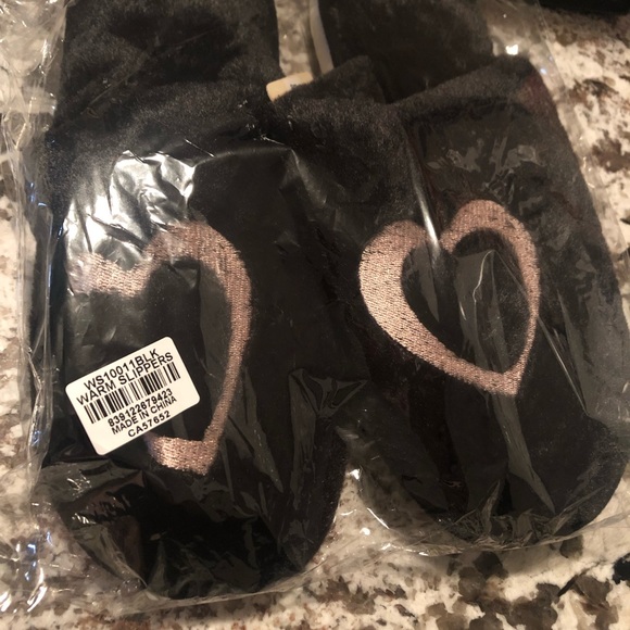Heart Slippers - Picture 2 of 3